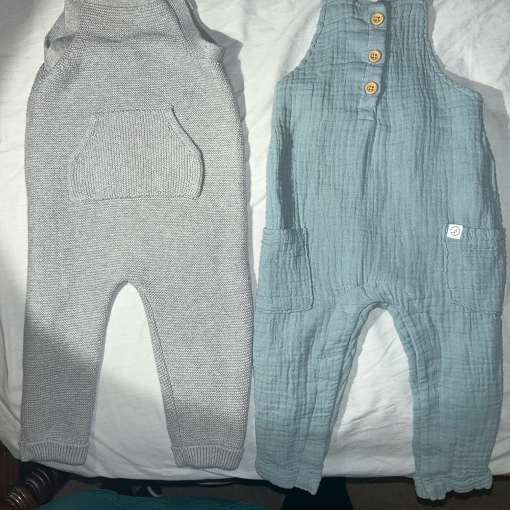 Organic cotton 12m neutral baby overalls EUC bundle of 2